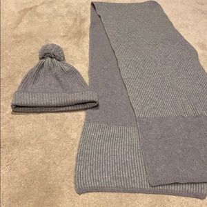 Cashmere hat and scarf